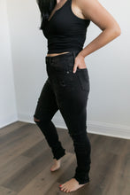 Load image into Gallery viewer, High-Rise Distressed Jeans
