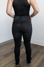 Load image into Gallery viewer, High-Rise Distressed Jeans
